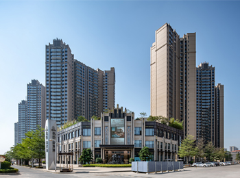 名巨山水城